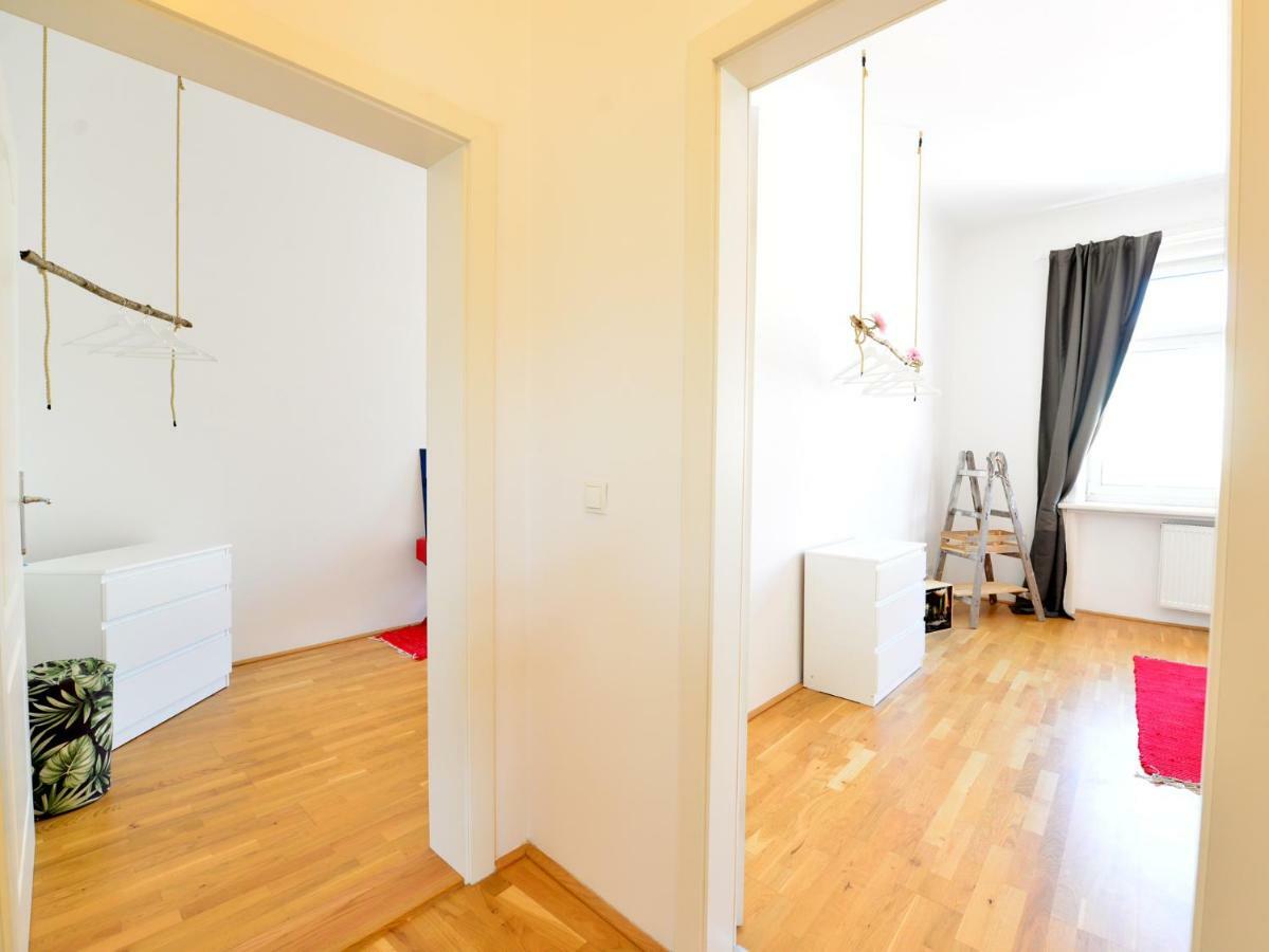 2 Bedrooms @ The U3 Subway Bécs Kültér fotó